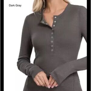 Women’s Baby Waffle Henley Snap Button Long Sleeve Dark Gray